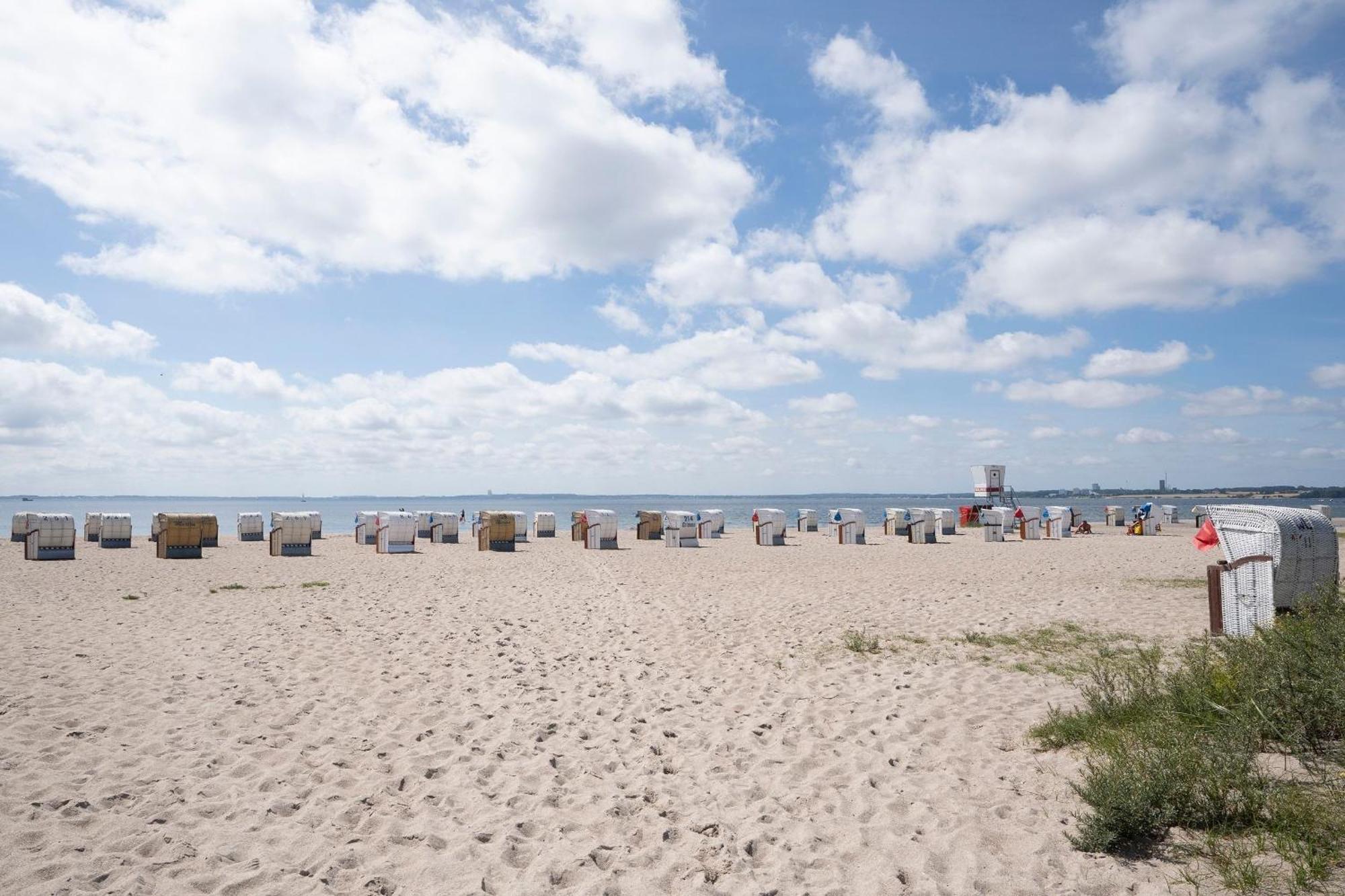 Eichenhain Strandtraeumer Pelzerhaken Buitenkant foto